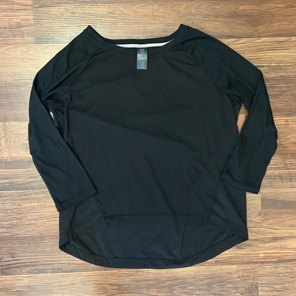 Champions, women’s athletic top, three quart length T shirt, loose fit, medium
